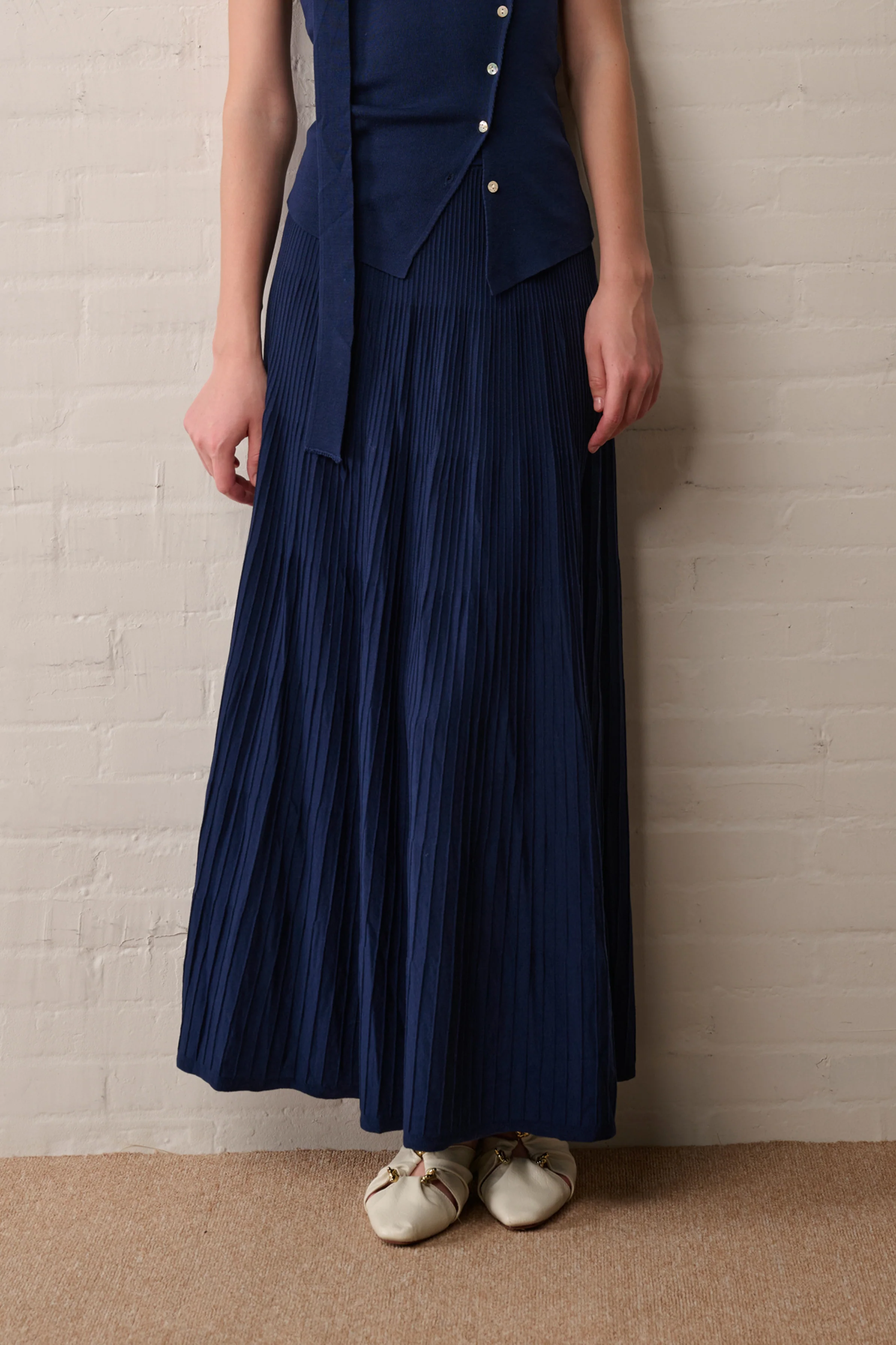 A-line maxi knit skirt